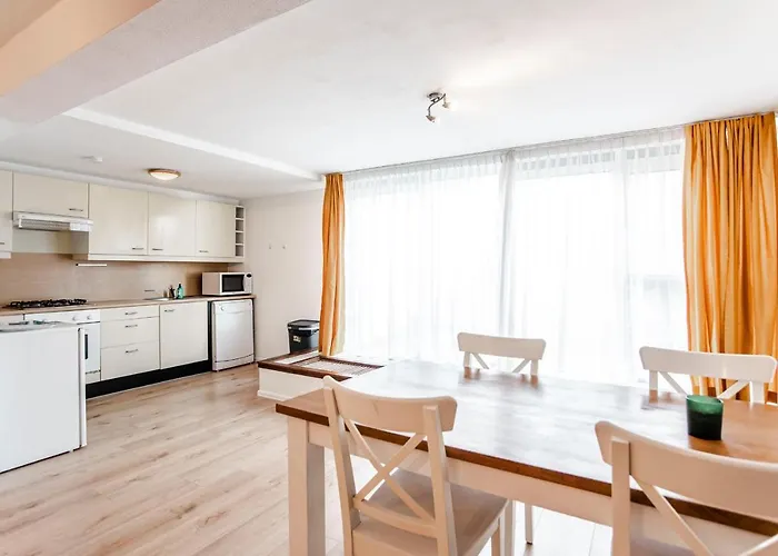 Amsterdam 잔드보르트