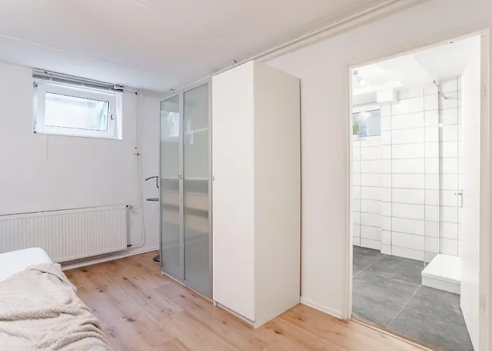 Amsterdam * 赞德沃特