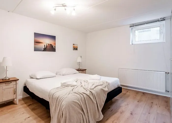 Amsterdam * 赞德沃特